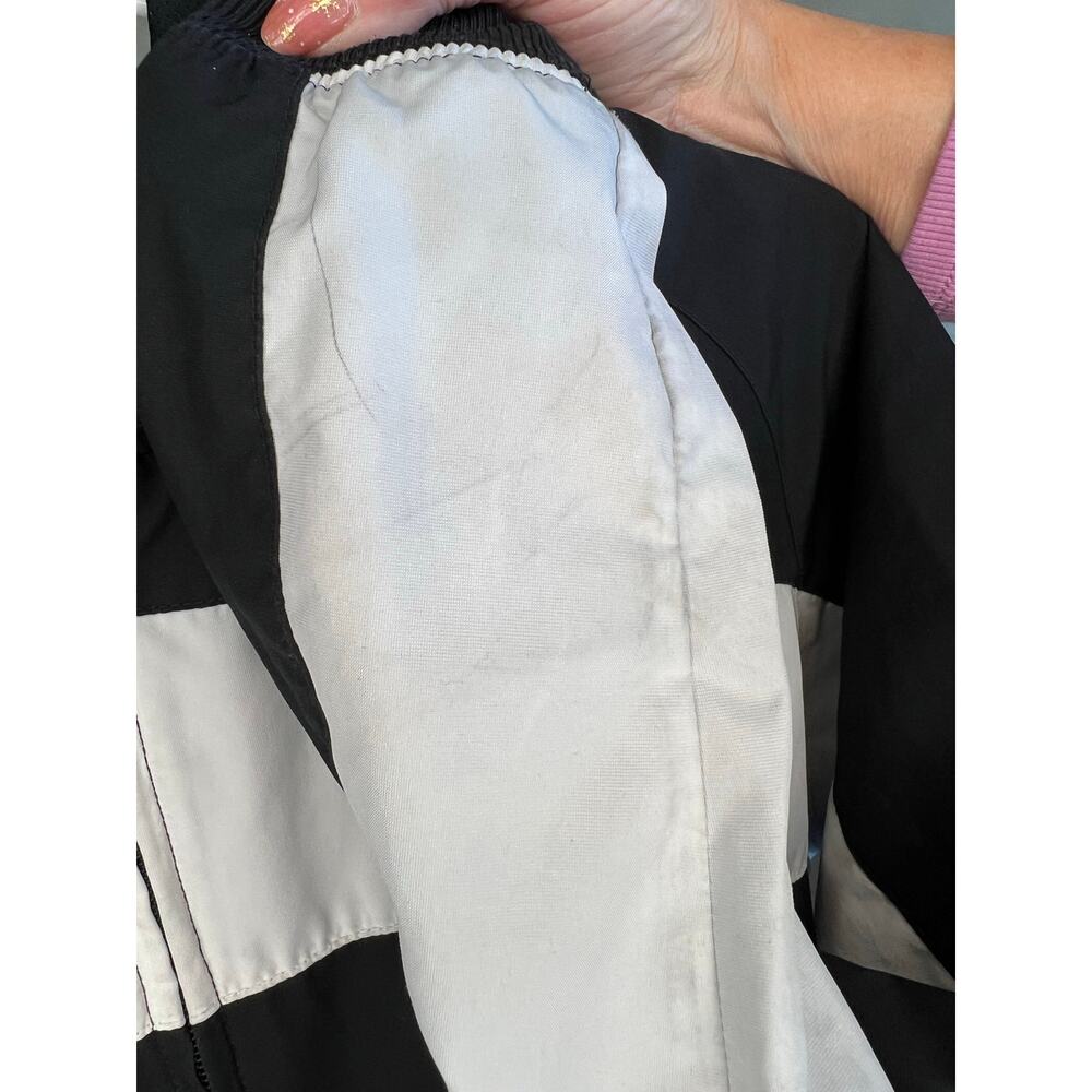 Nike black/white women’s hooded windbreaker Size medium (8-10) - Picture 6 of 8